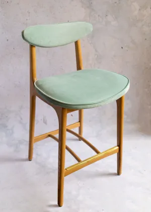 200 - 190 Bar Stool - Mid Century Design