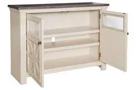 Bolanburg Medium Tv stand