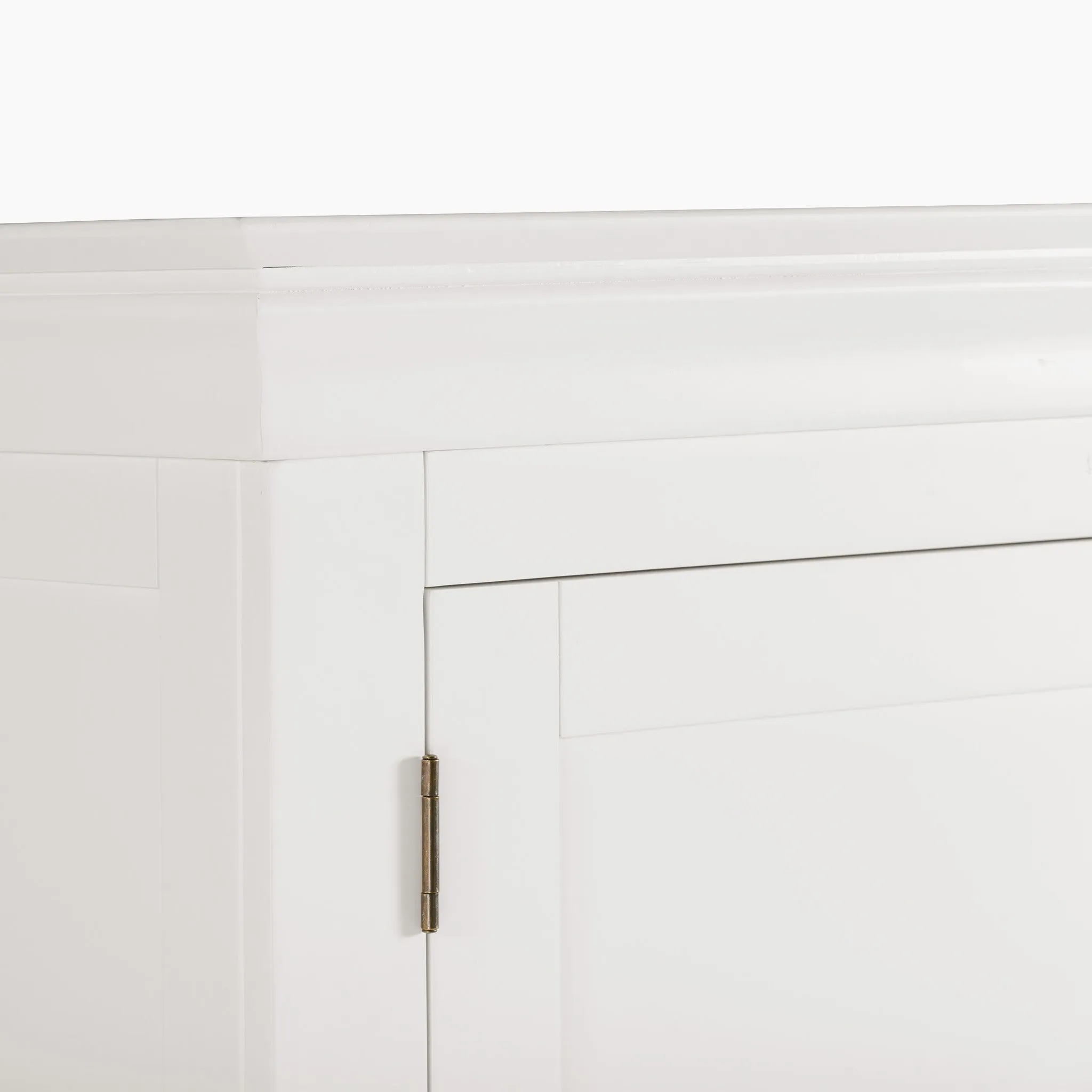 Chalbury Triple Wardrobe in Warm White