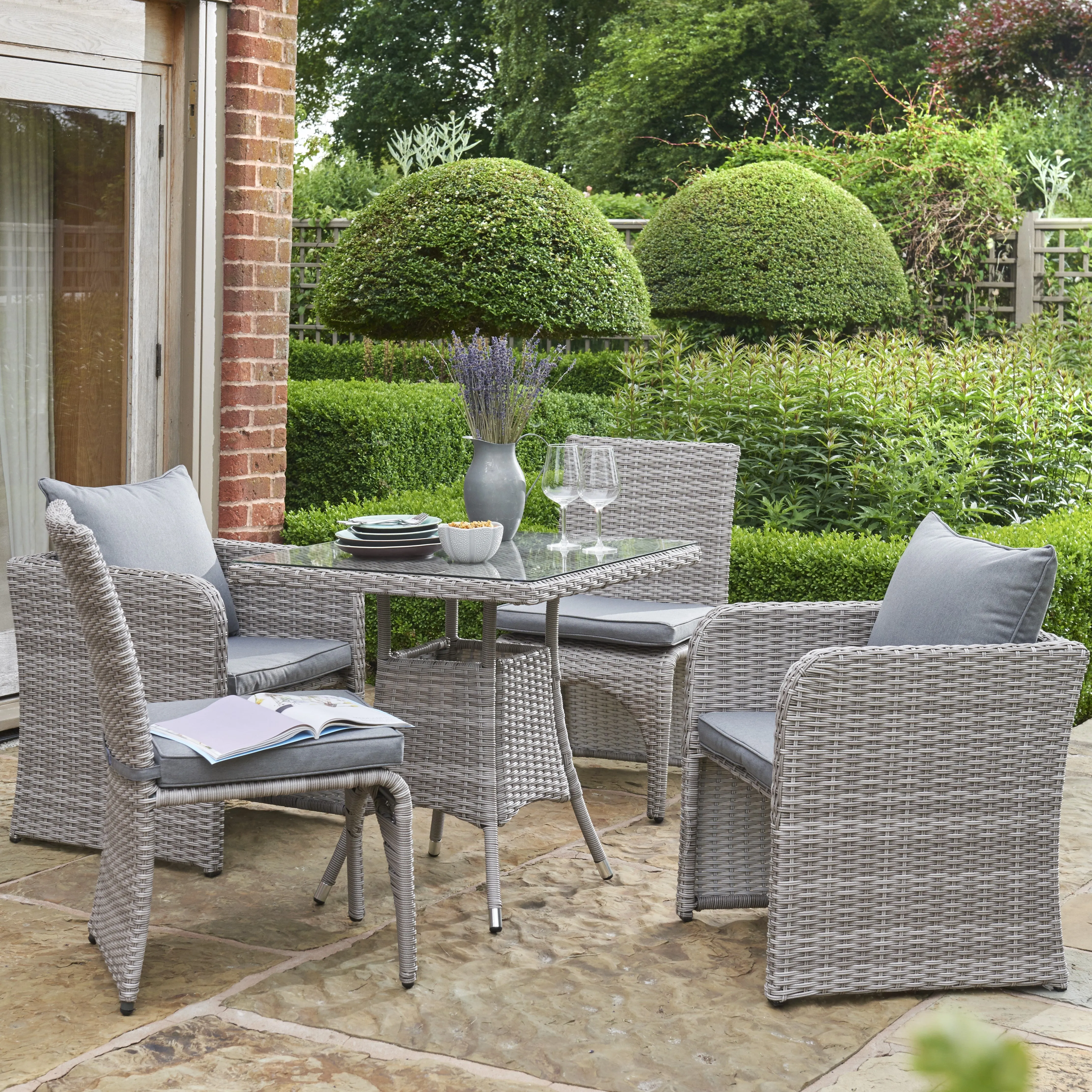 Morston - 2 to 4 Seater Set