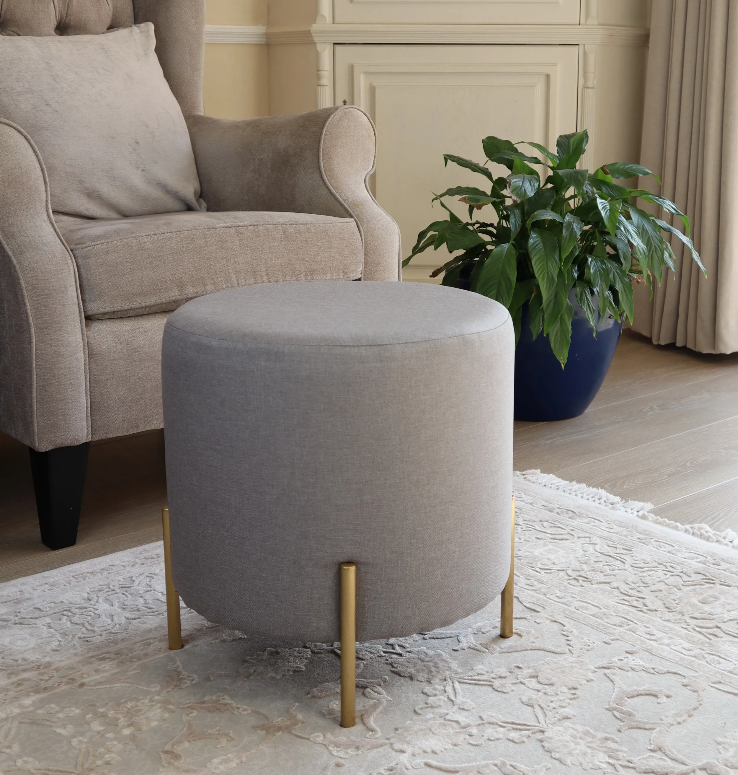 Valentine Ottoman With Tray Top, Light Grey Linen